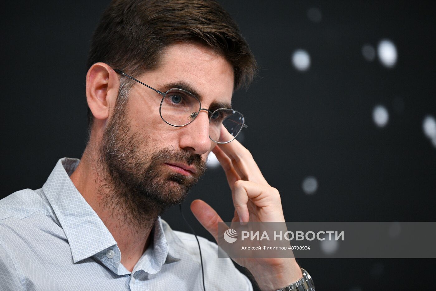 Симпозиум "Создавая будущее". Путешествие во времени. Технологический мост к будущему