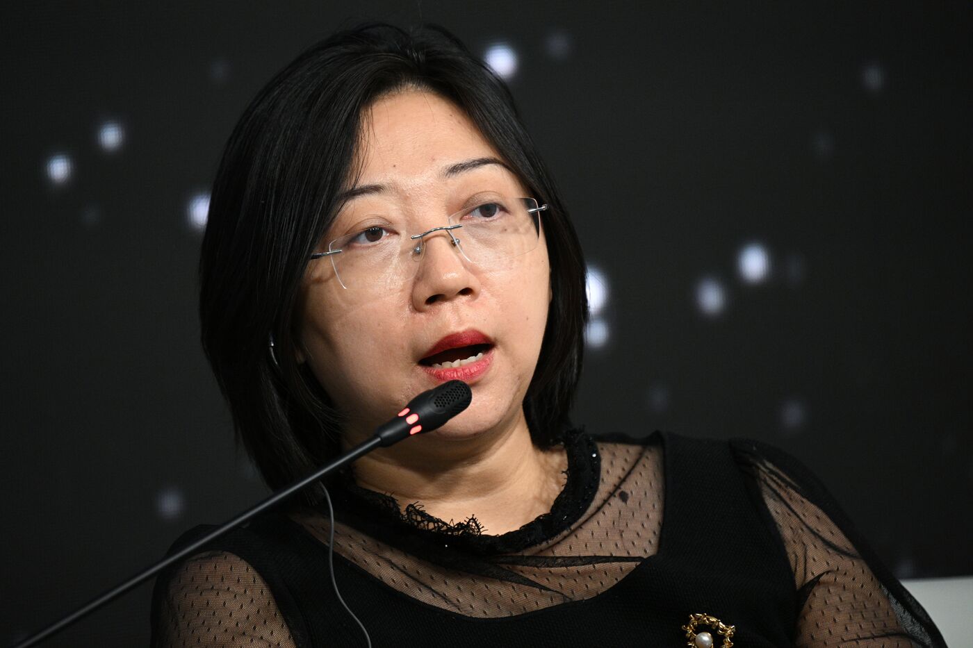 Симпозиум "Создавая будущее". Создание новых фантастических миров и массивов