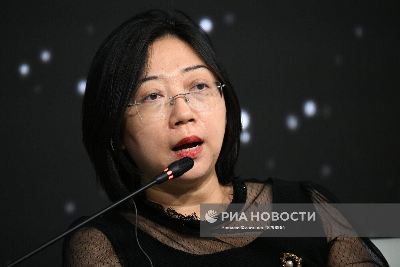 Симпозиум "Создавая будущее". Создание новых фантастических миров и массивов