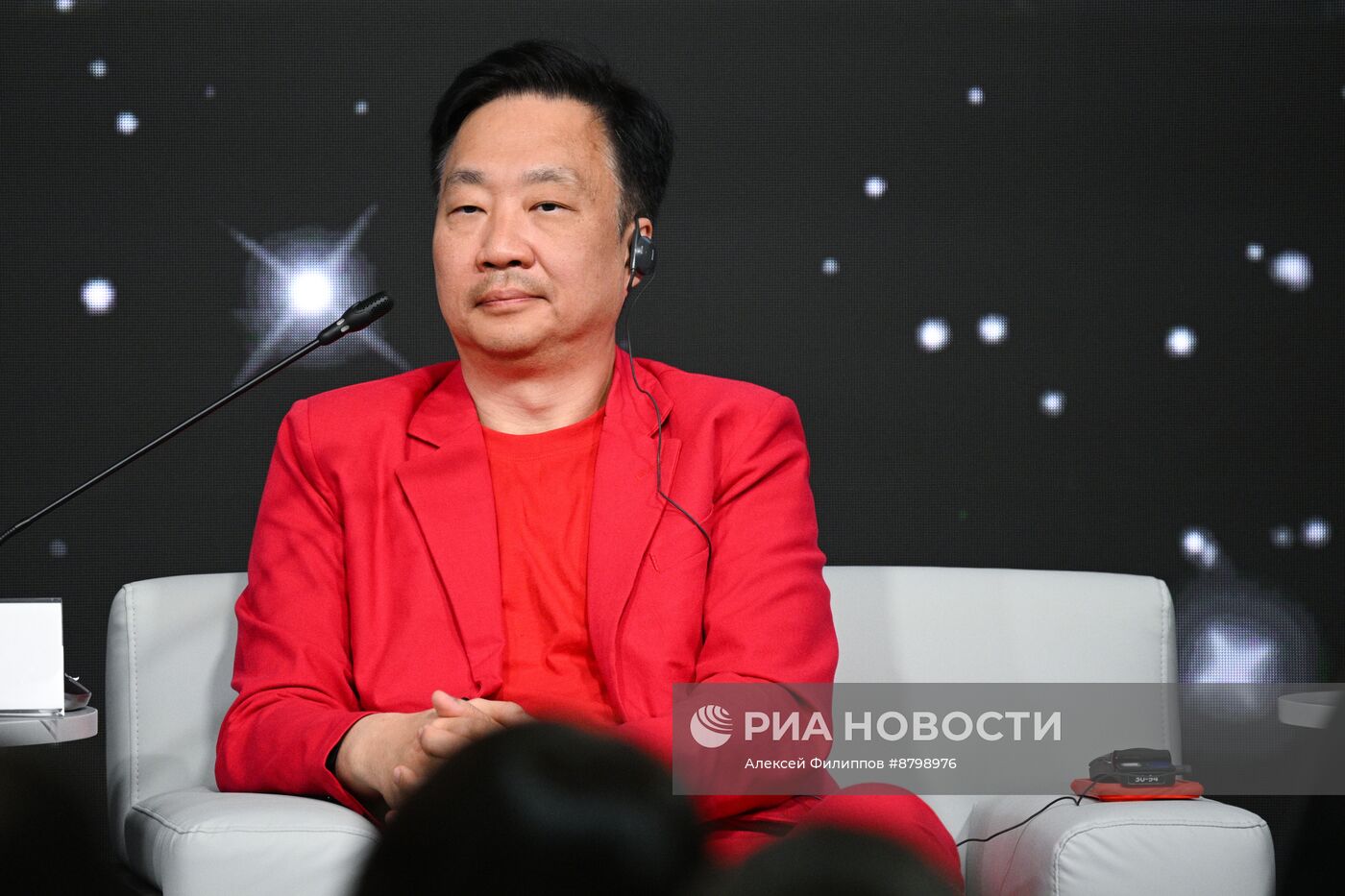 Симпозиум "Создавая будущее". Создание новых фантастических миров и массивов