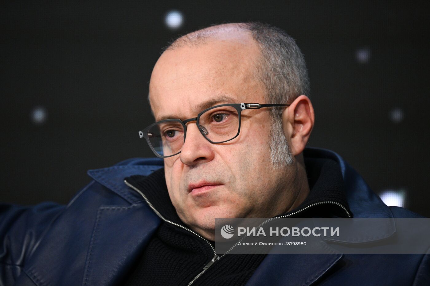 Симпозиум "Создавая будущее". Создание новых фантастических миров и массивов