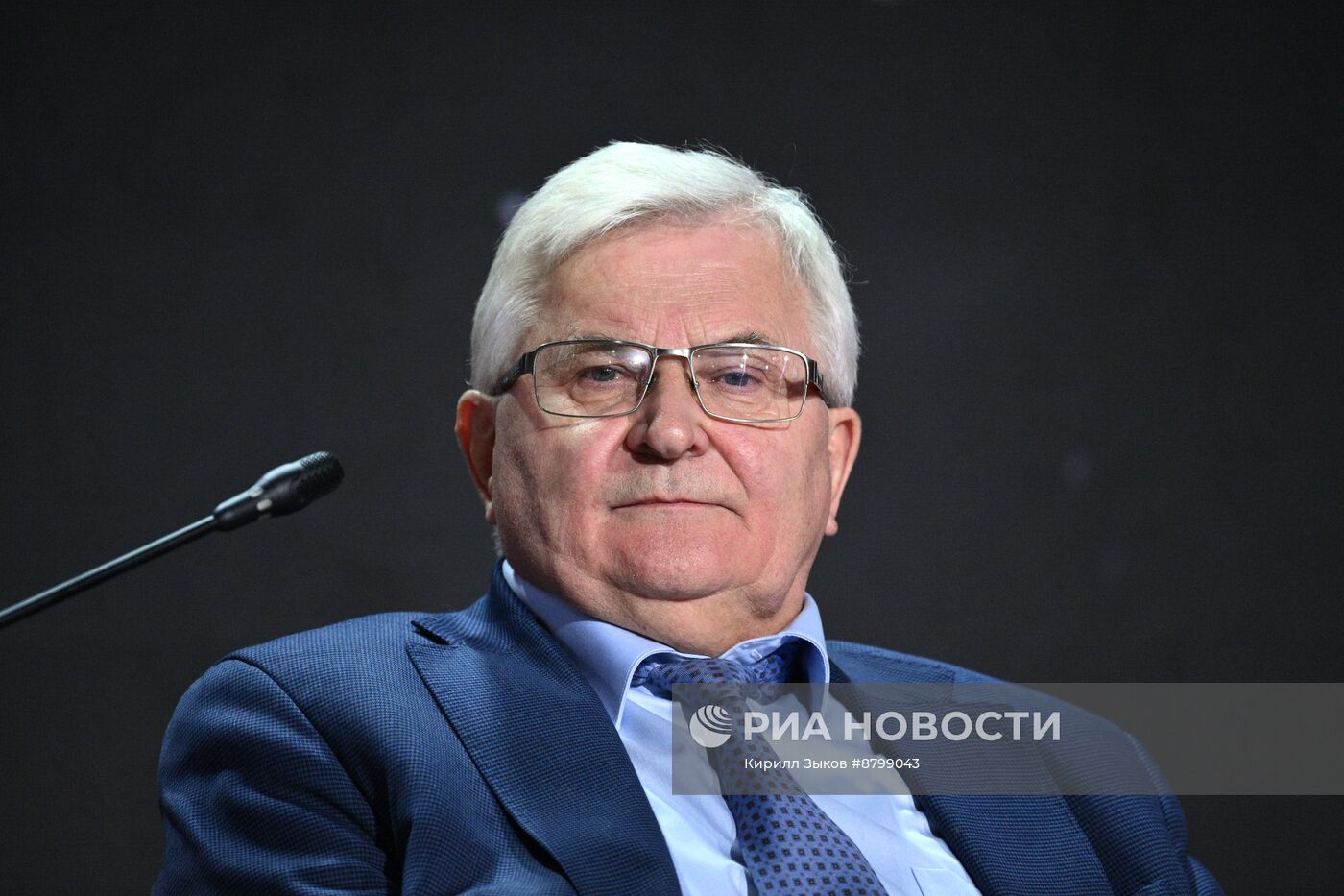 Симпозиум "Создавая будущее". Продовольственная безопасность и еда будущего