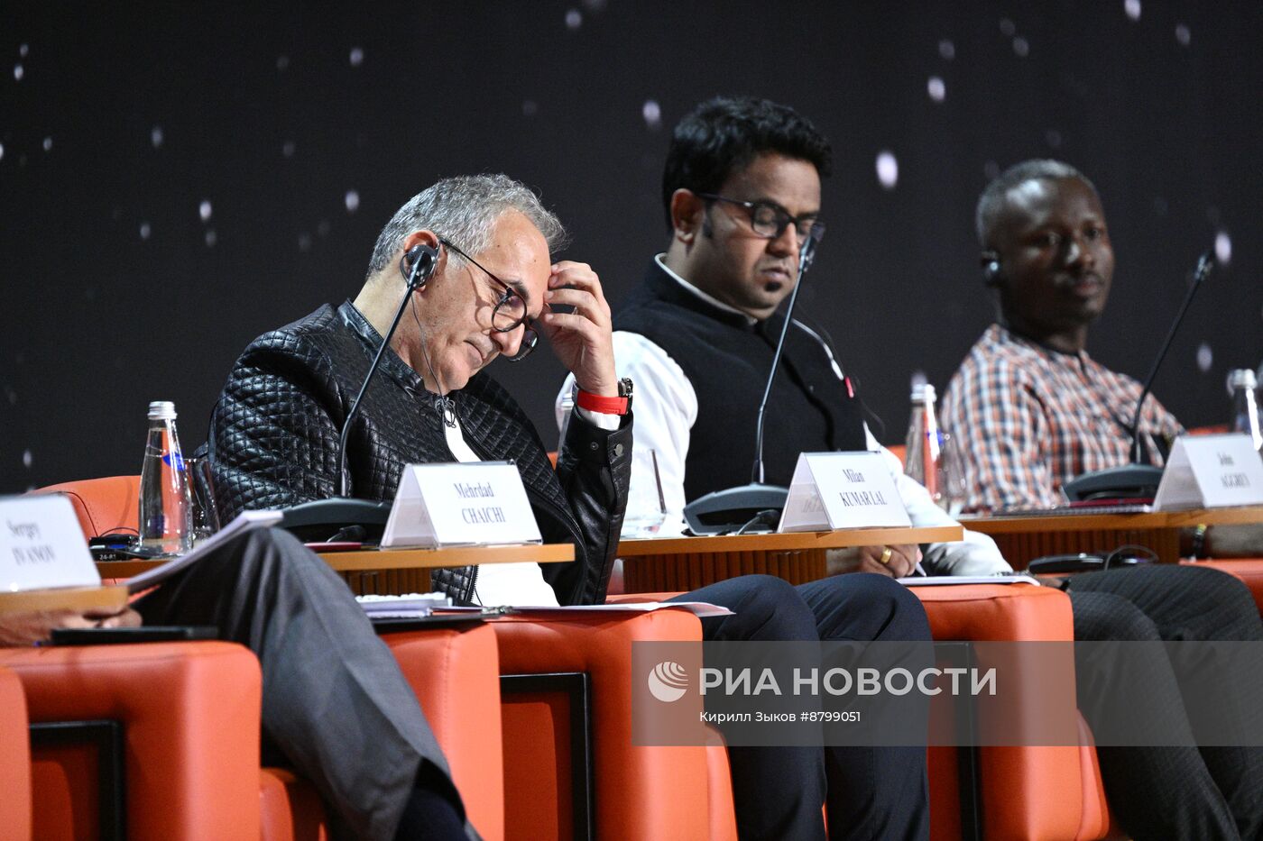 Симпозиум "Создавая будущее". Продовольственная безопасность и еда будущего