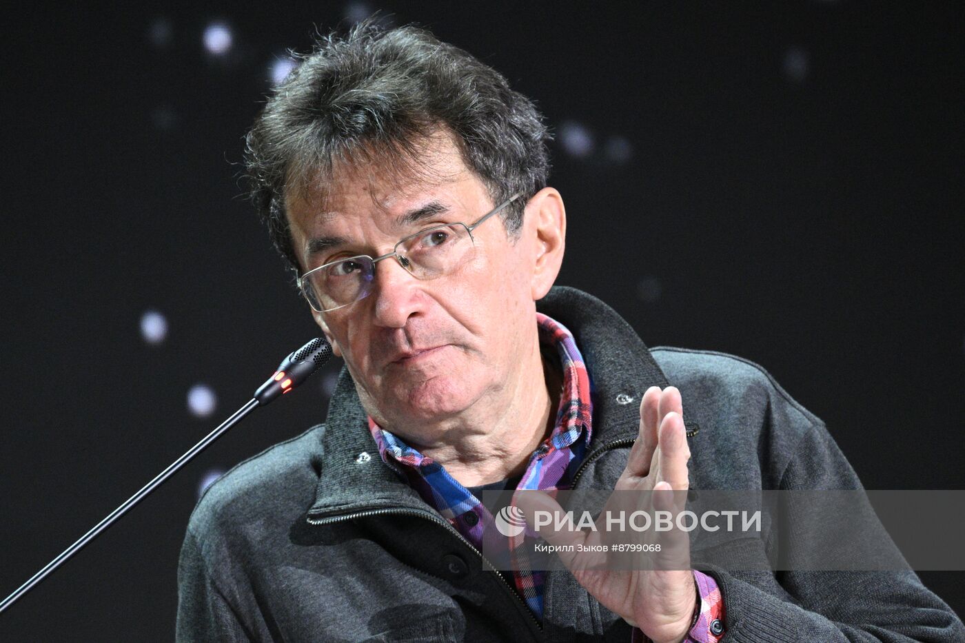 Симпозиум "Создавая будущее". Продовольственная безопасность и еда будущего