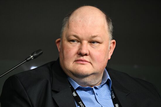 Симпозиум "Создавая будущее". Будущее языка