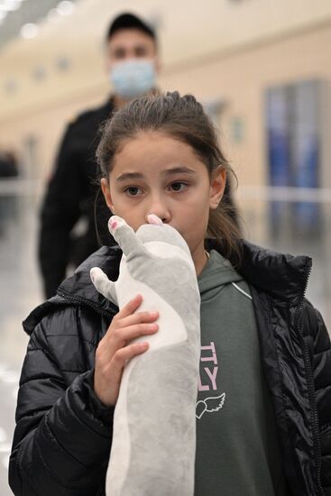 Прилет эвакуированных граждан РФ из Ливана в Москву