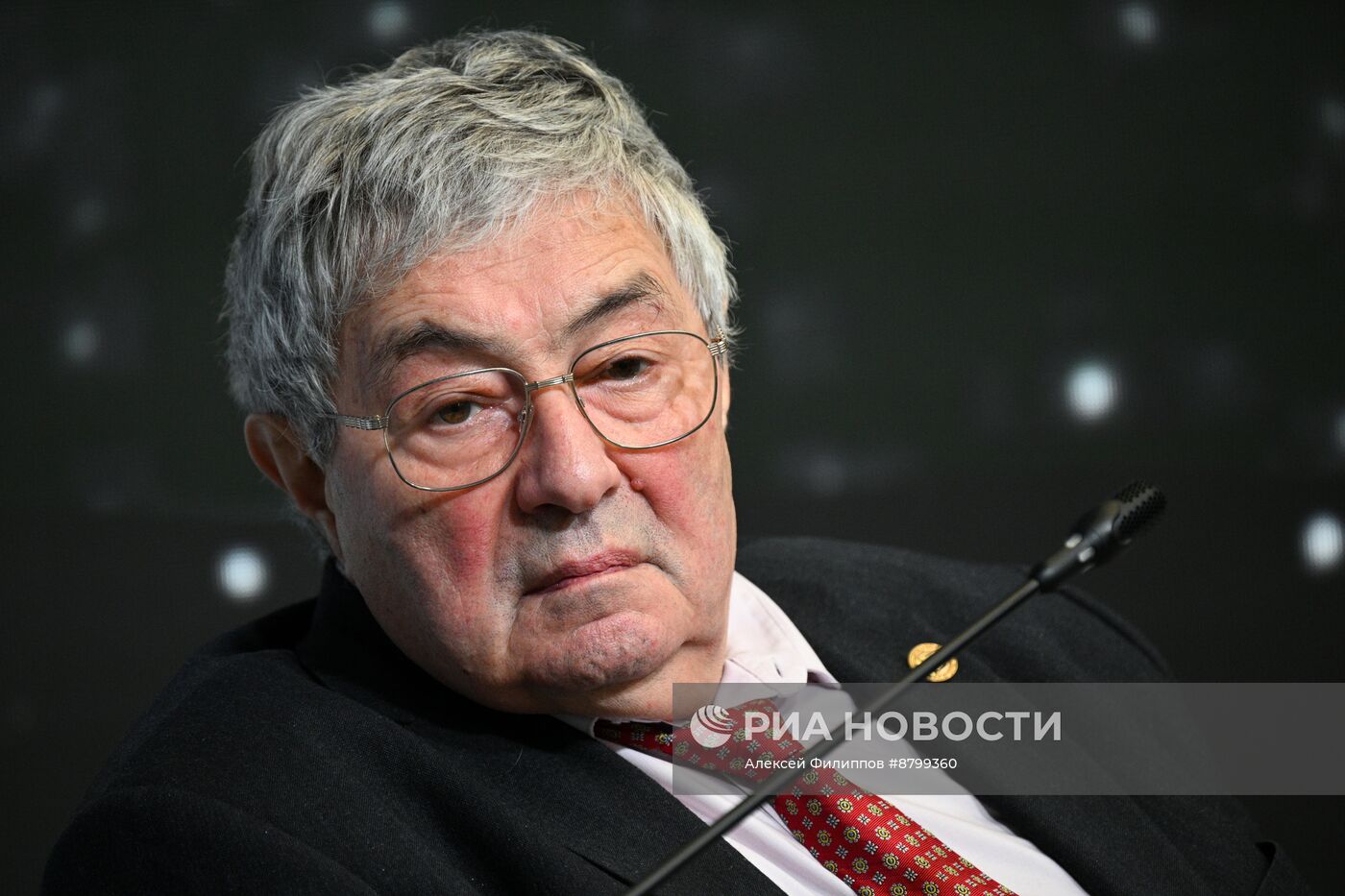 Симпозиум "Создавая будущее". Космос для человечества: технологии и новые горизонты