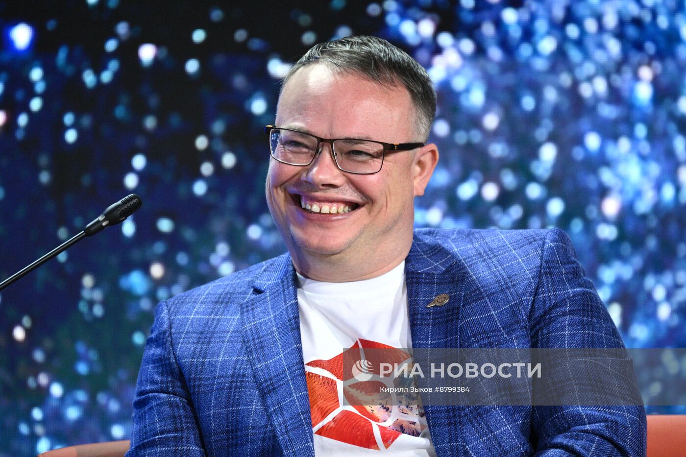 Симпозиум "Создавая будущее". Космос как источник вдохновения