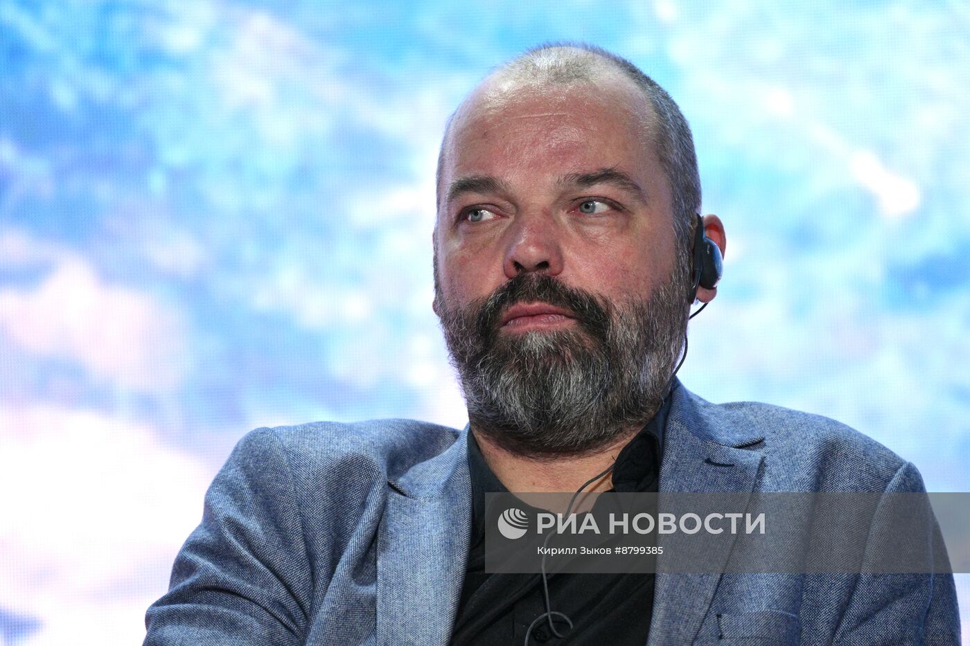 Симпозиум "Создавая будущее". Космос как источник вдохновения