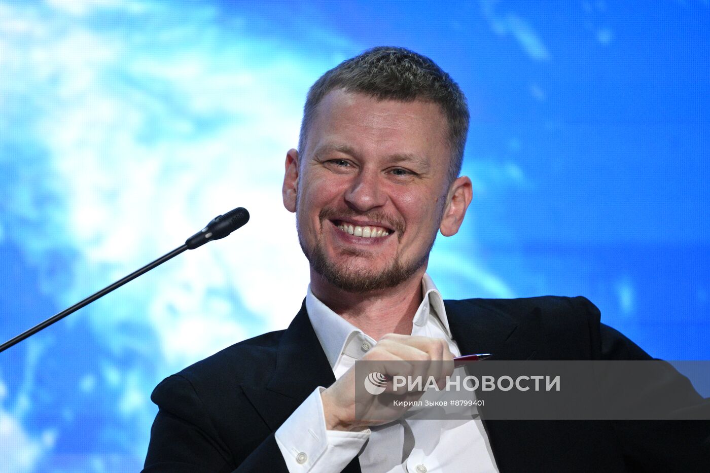 Симпозиум "Создавая будущее". Космос как источник вдохновения