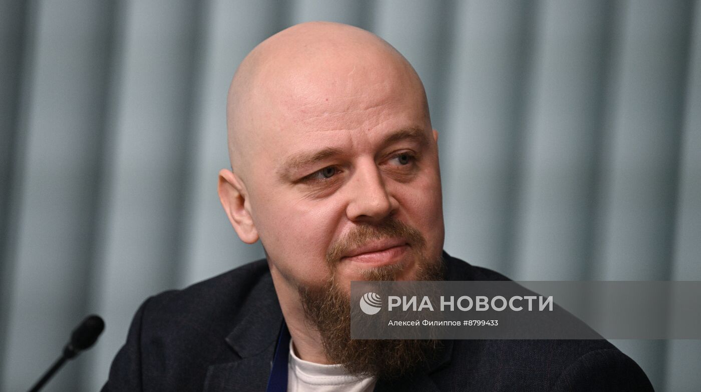 Симпозиум "Создавая будущее". Человек в фокусе экологической цивилизации