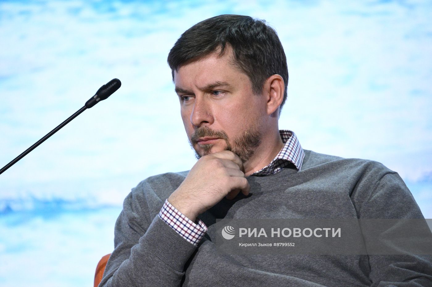 Симпозиум "Создавая будущее". Эстафета "Новое освоение Арктики"