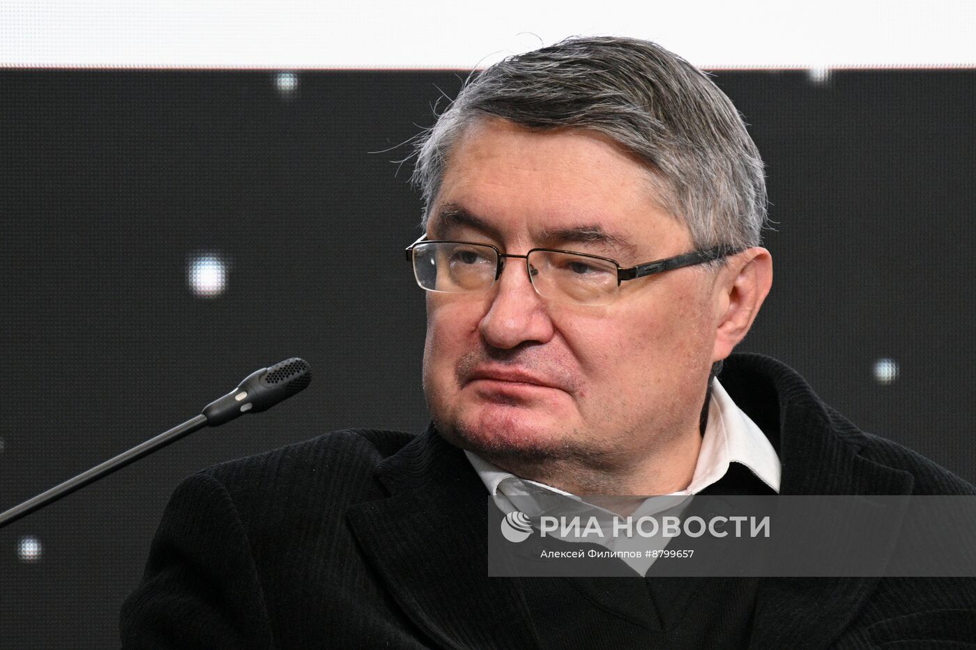 Симпозиум "Создавая будущее". Космос для человечества: технологии и новые горизонты