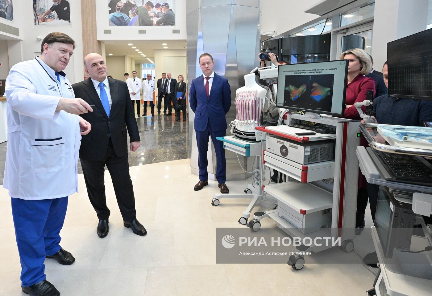 Премьер-министр РФ М. Мишустин посетил центр хирургии имени А. В. Вишневского