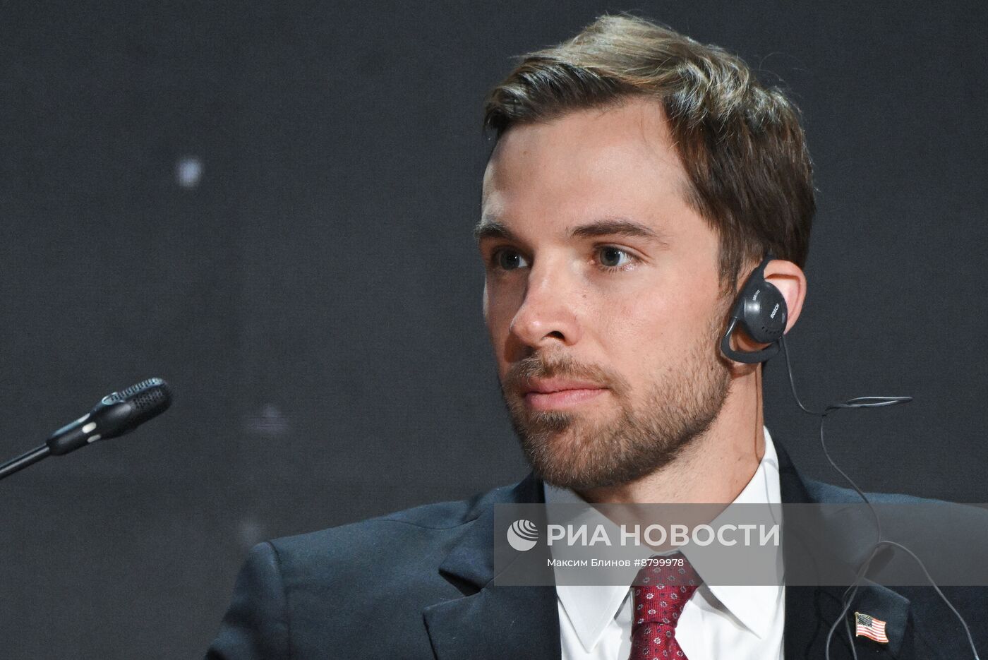 Симпозиум "Создавая будущее". Закрывающая пленарная дискуссия "Проектирование будущего"