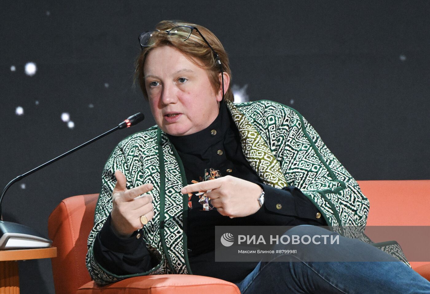 Симпозиум "Создавая будущее". Закрывающая пленарная дискуссия "Проектирование будущего"