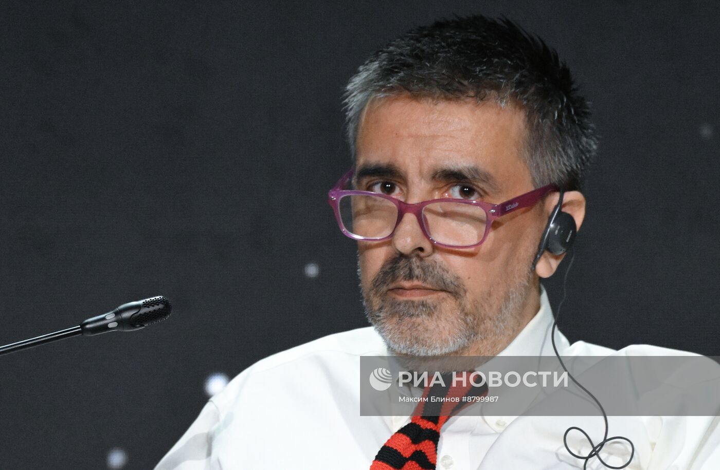 Симпозиум "Создавая будущее". Закрывающая пленарная дискуссия "Проектирование будущего"