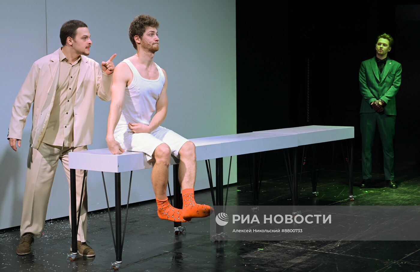 Спектакль "Записки сумасшедшего" в театре имени Н.В. Гоголя