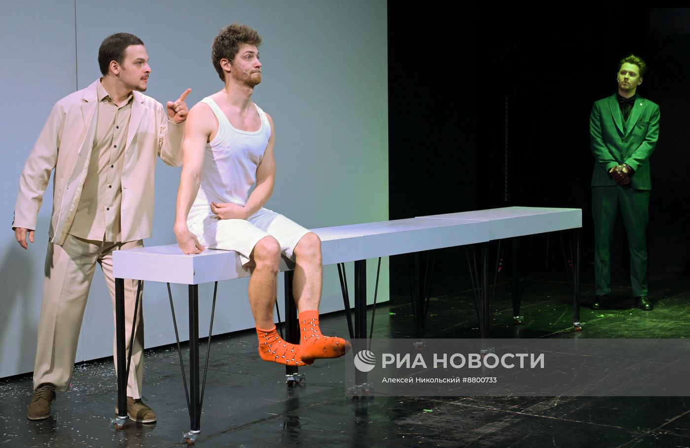 Спектакль "Записки сумасшедшего" в театре имени Н.В. Гоголя