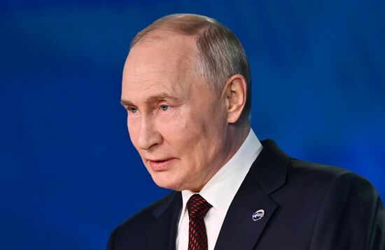 Президент Владимир Путин принял участие в работе дискуссионного клуба "Валдай"