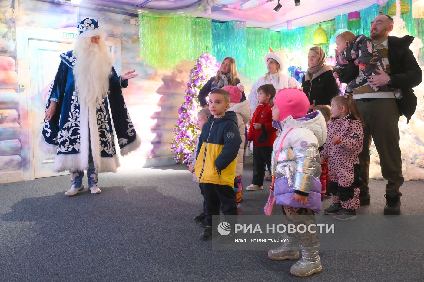 Открытие сезона в Московской усадьбе Деда Мороза