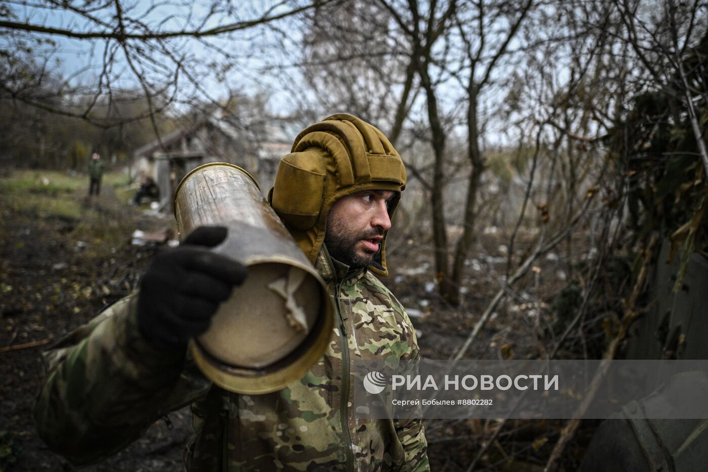 Работа артиллерийского расчета САУ 2С3 "Акация" группы "Пресса" спецназа "Ахмат"