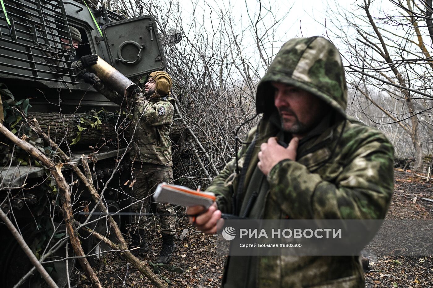 Работа артиллерийского расчета САУ 2С3 "Акация" группы "Пресса" спецназа "Ахмат"