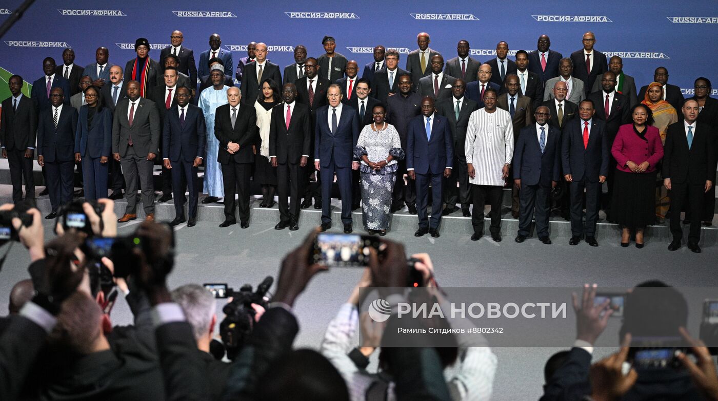Россия - Африка. Совместное фотографирование глав делегаций