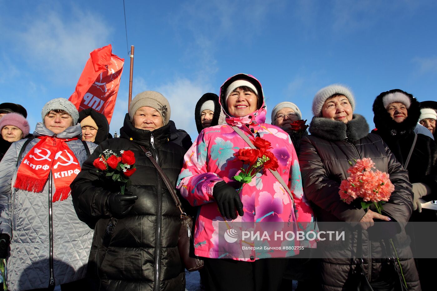 Церемония открытия памятника В. Ленину в Тобольске