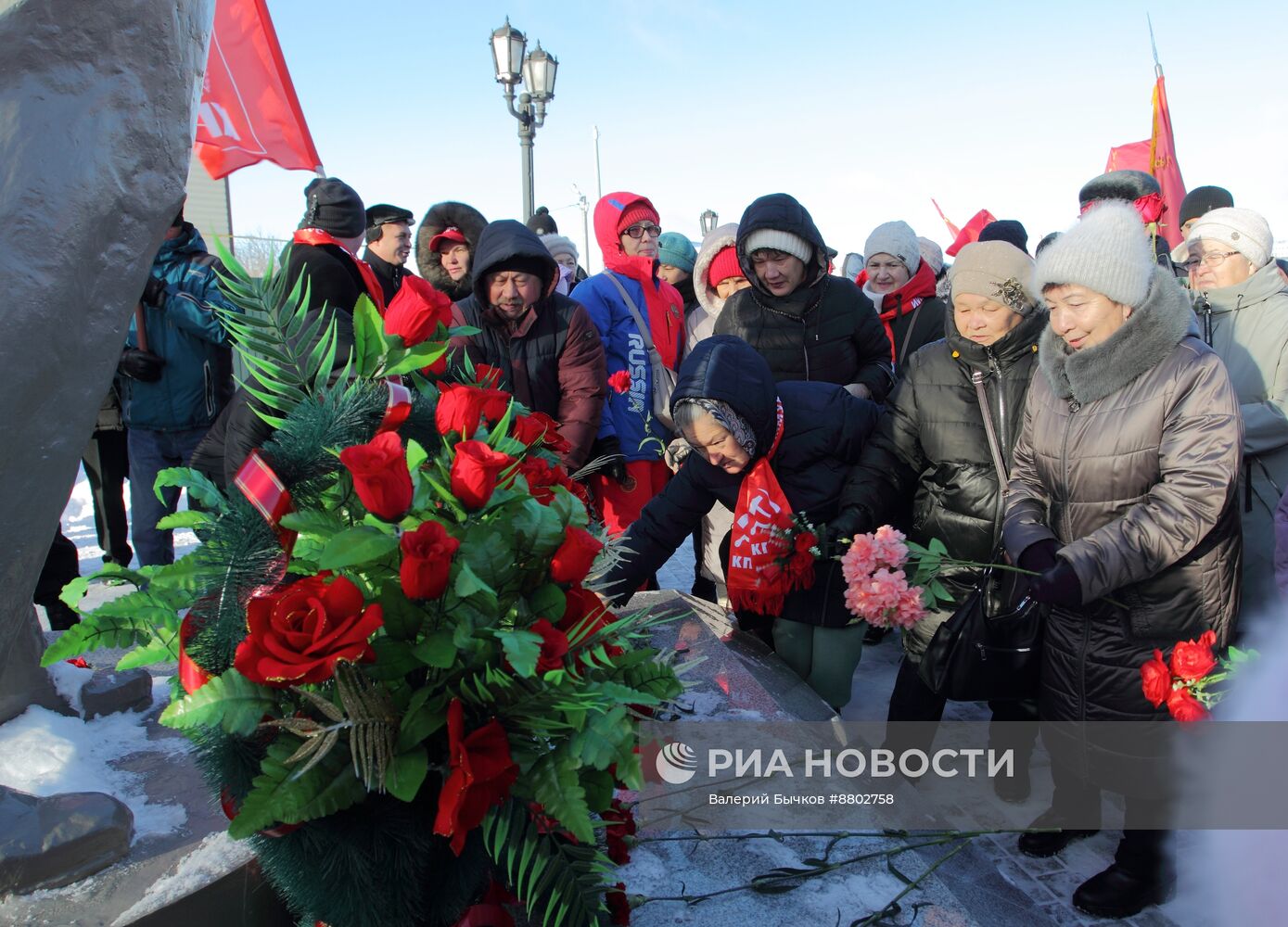 Церемония открытия памятника В. Ленину в Тобольске