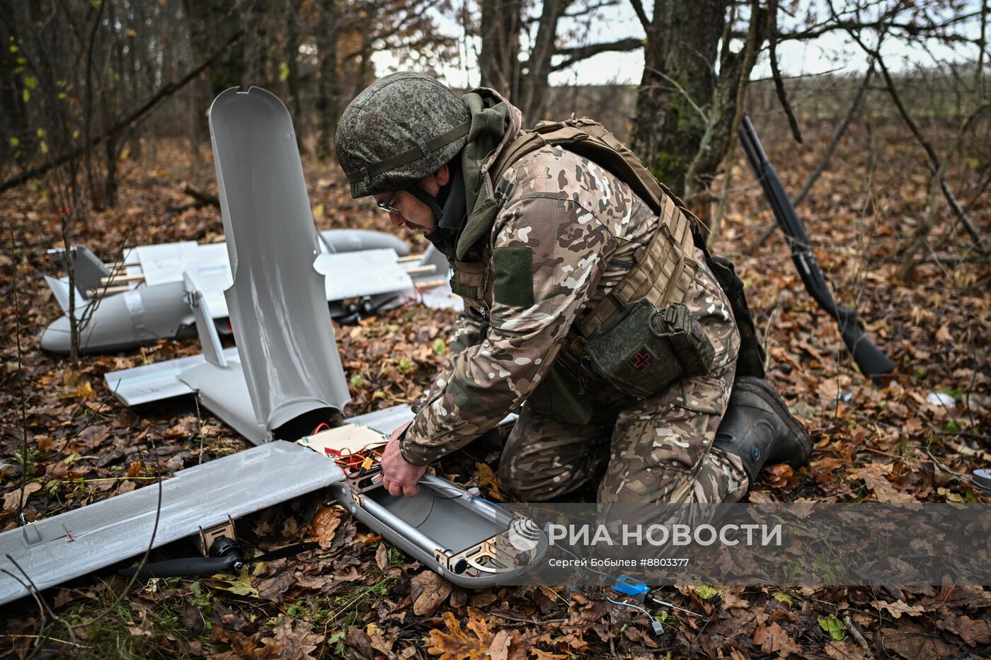 Операторы БПЛА самолетного типа "Молния-2" батальона спецминирования "Феникс" 