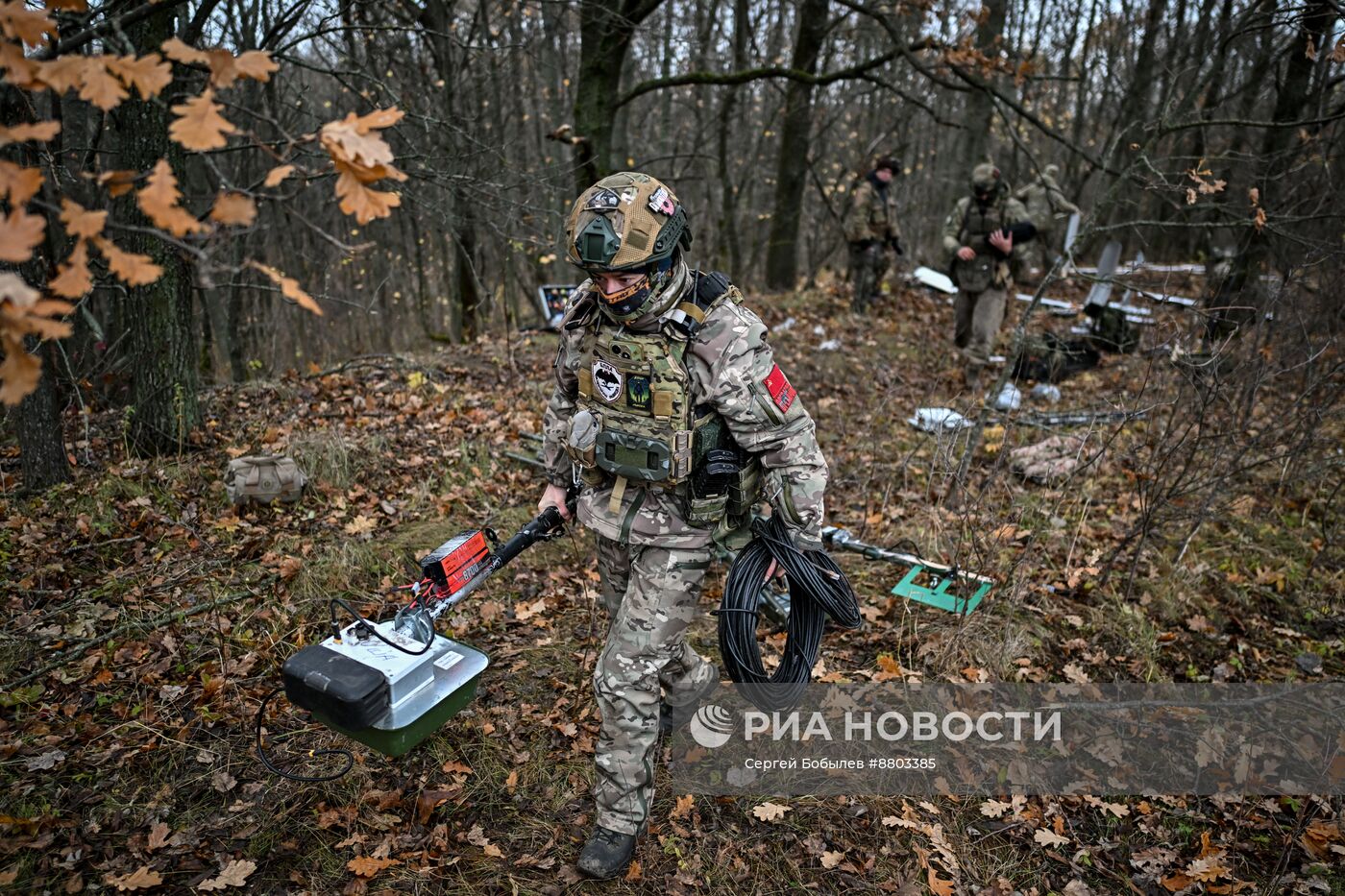 Операторы БПЛА самолетного типа "Молния-2" батальона спецминирования "Феникс" 