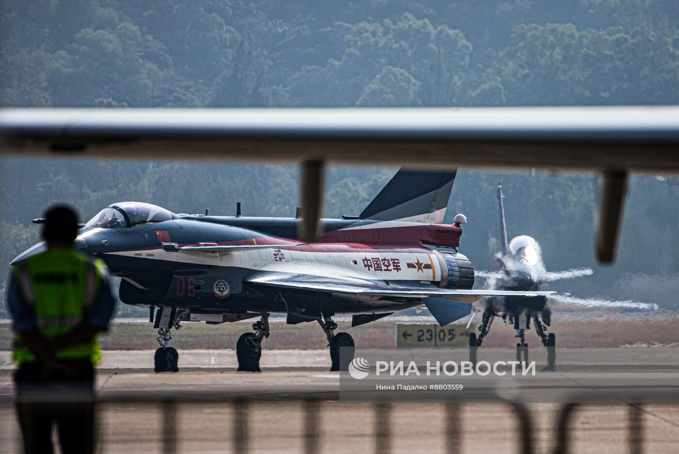 Международный аэрокосмический салон Airshow China 2024