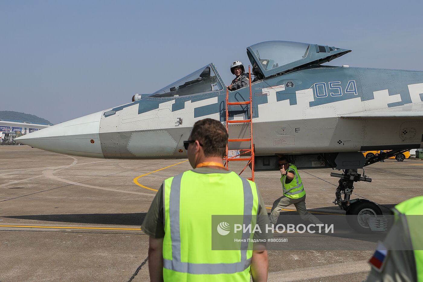 Международный аэрокосмический салон Airshow China 2024