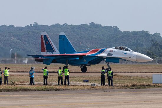 Международный аэрокосмический салон Airshow China 2024