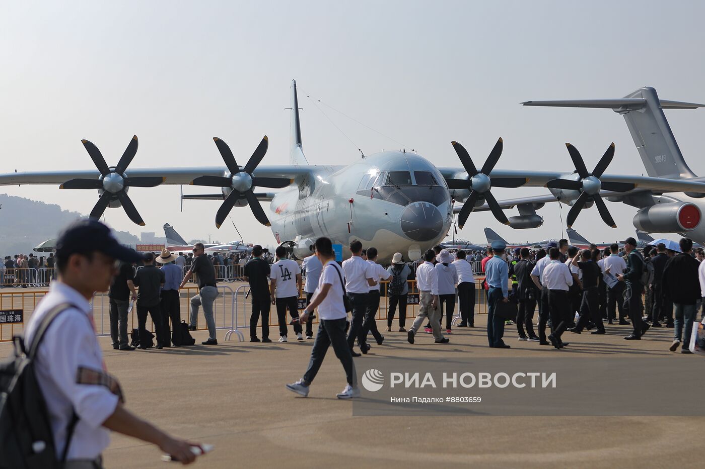 Международный аэрокосмический салон Airshow China 2024