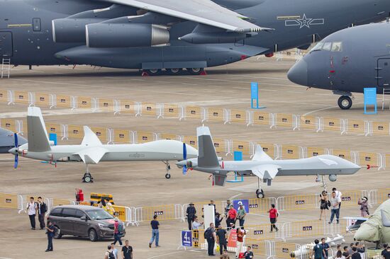 Международный аэрокосмический салон Airshow China 2024