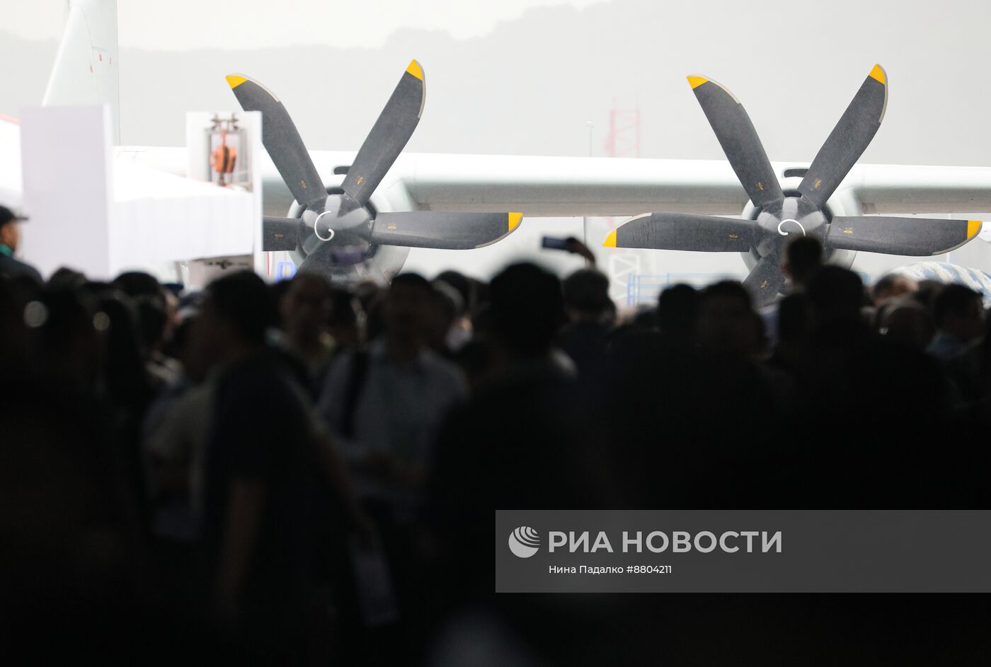 Международный аэрокосмический салон Airshow China 2024