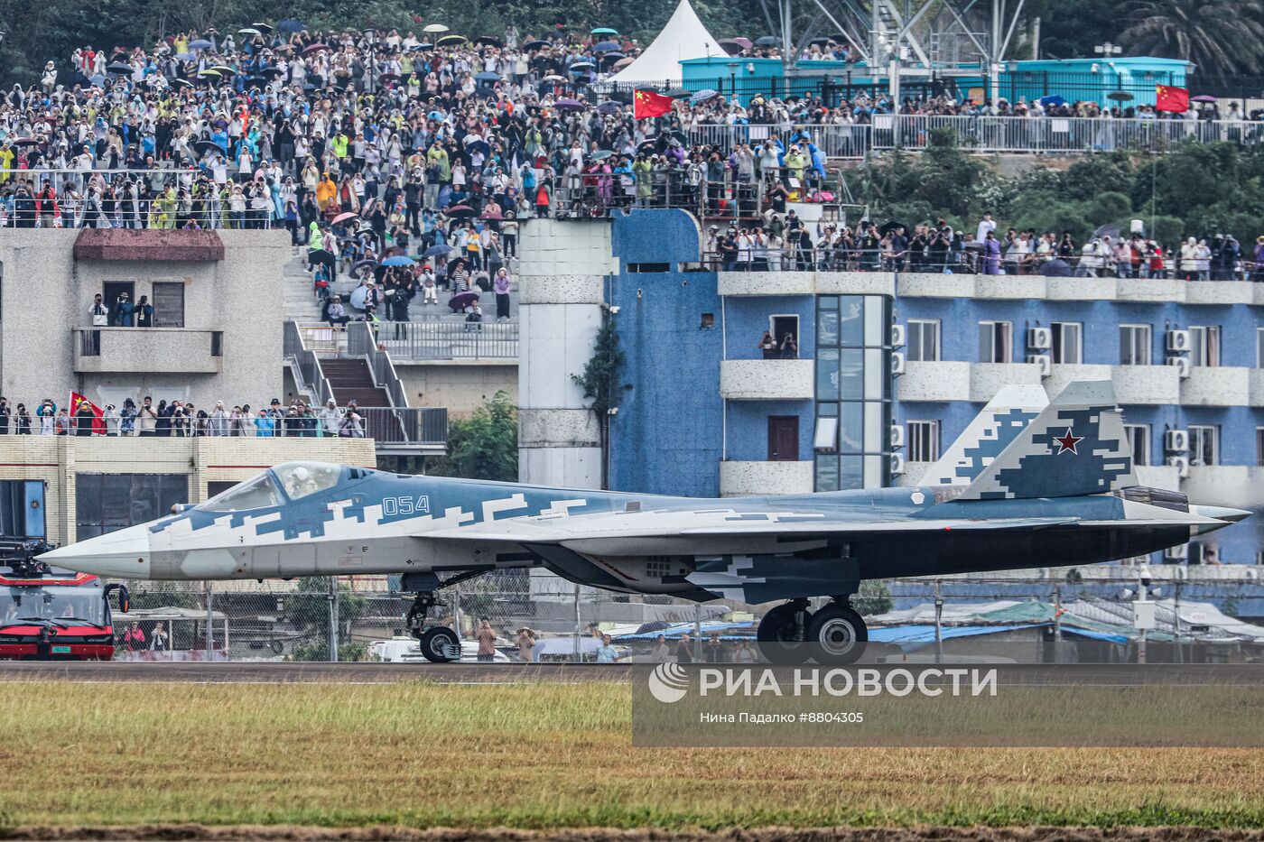 Международный аэрокосмический салон Airshow China 2024