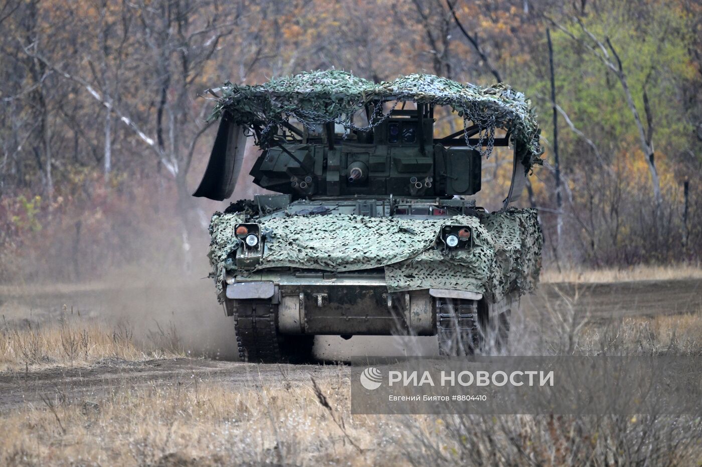 Подразделение ЦВО использует трофейную БМП М-2 Bradley производства США