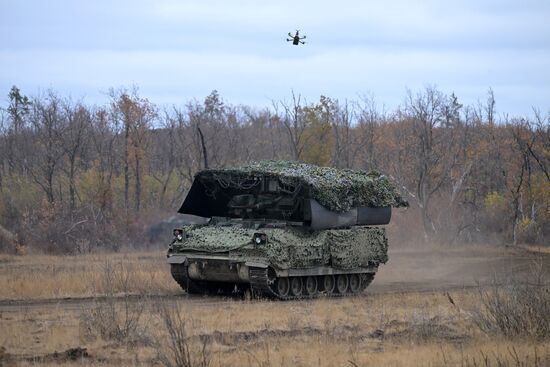 Подразделение ЦВО использует трофейную БМП М-2 Bradley производства США