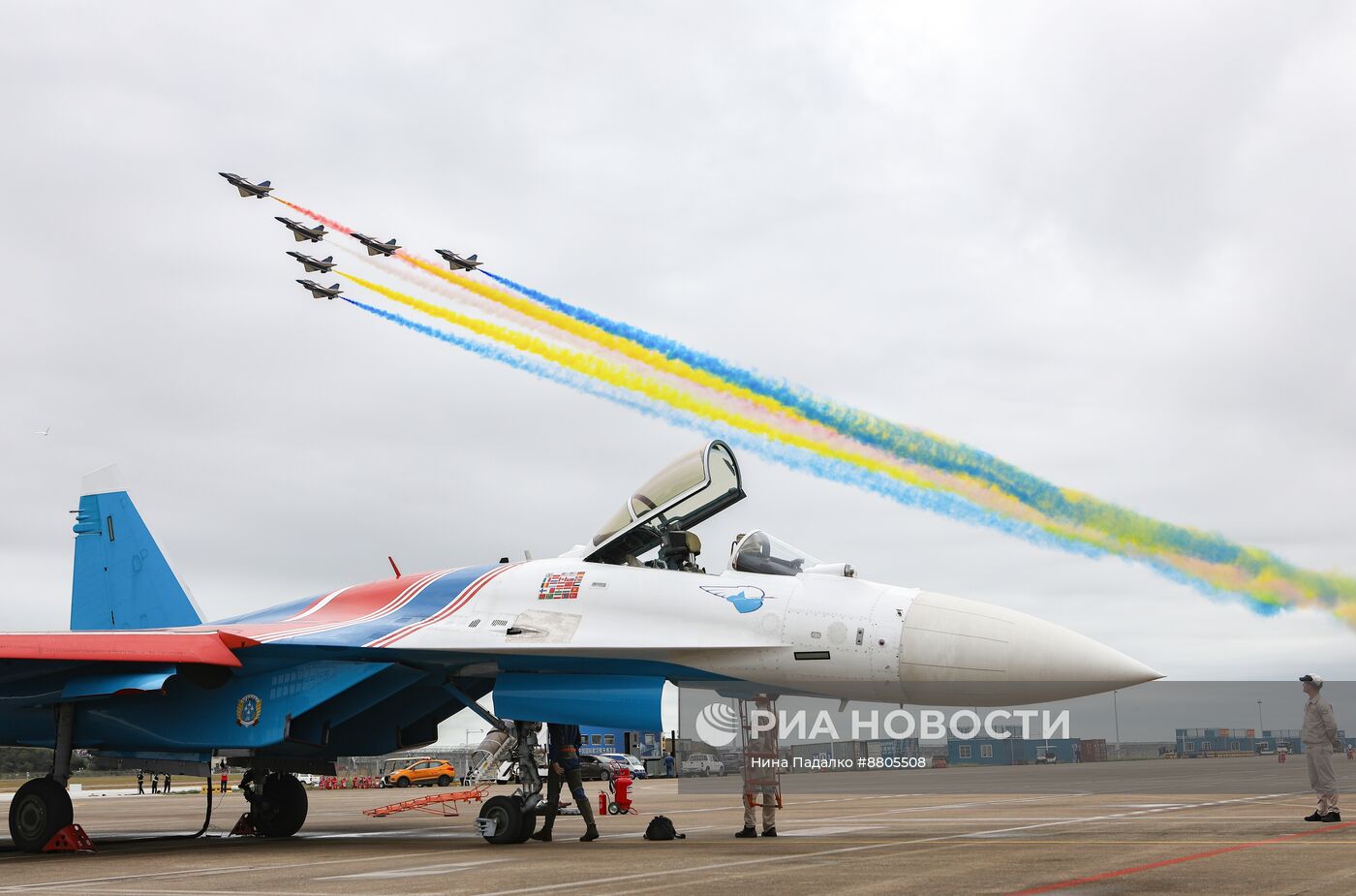 Международный аэрокосмический салон Airshow China 2024