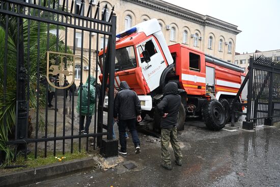 Акция протеста абхазской оппозиции в Сухуме