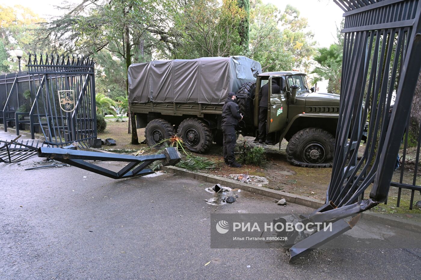 Акция протеста абхазской оппозиции в Сухуме