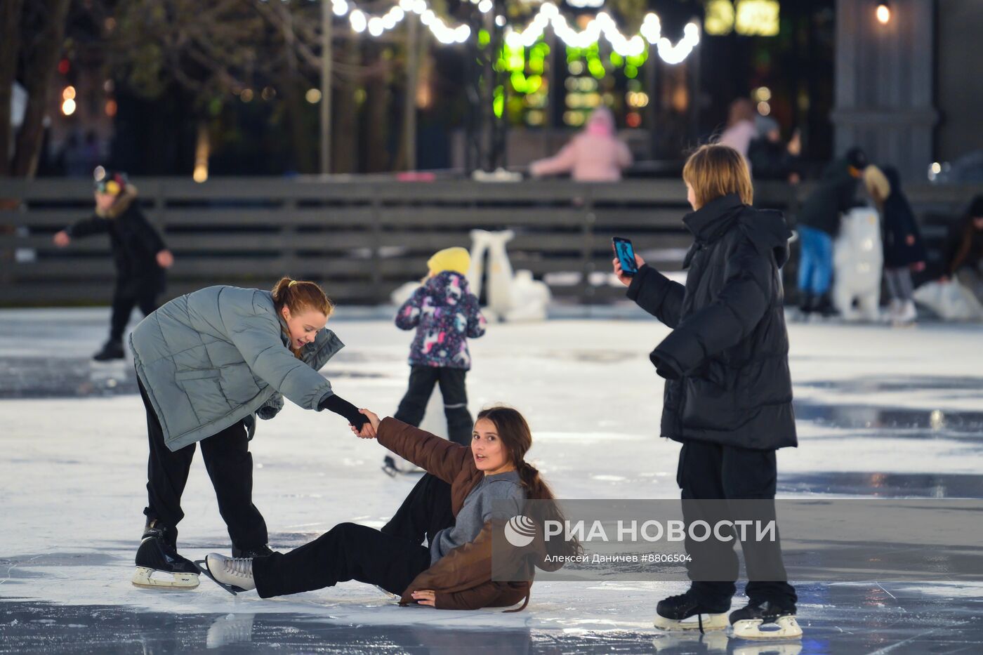 Открытие катка на Новой Голландии в Санкт-Петербурге