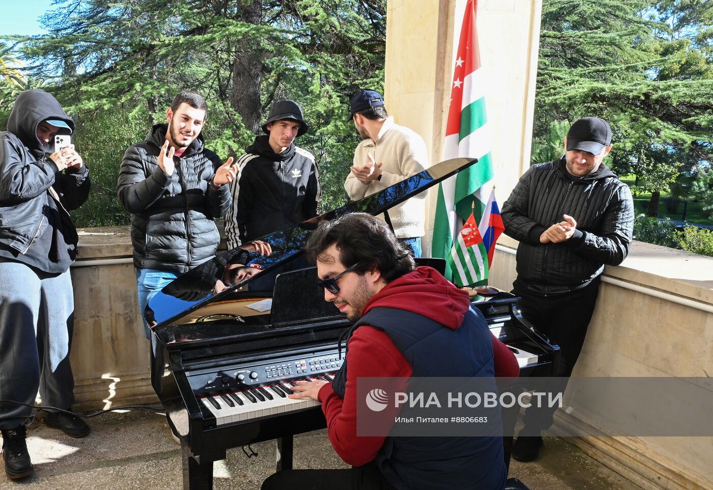 Акция протеста абхазской оппозиции в Сухуме