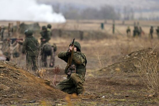 Боевая подготовка штурмовых подразделений 30-й мотострелковой бригады ЦВО в ДНР