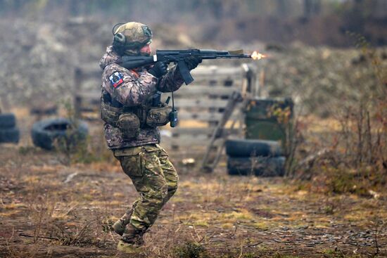 Боевая подготовка штурмовых подразделений 30-й мотострелковой бригады ЦВО в ДНР