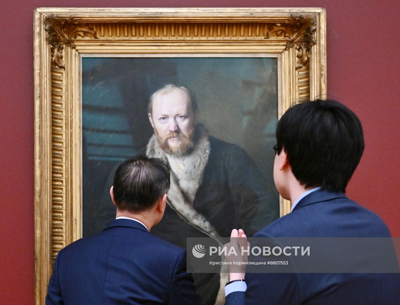 Закрытый показ выставки "Передвижники"