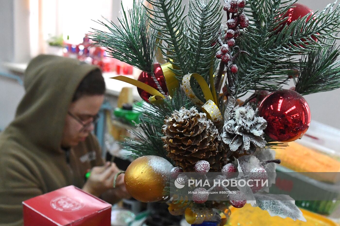 Производство новогодних игрушек в Красноярске